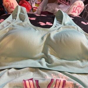 Torrid size 5 Light Aqua Ribbed Sports Bra Top - Women